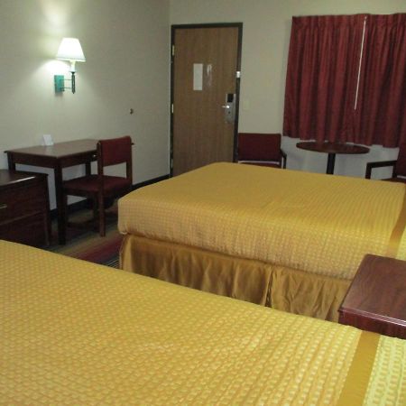 Travelodge By Wyndham Spirit Lake/Okoboji Exterior foto